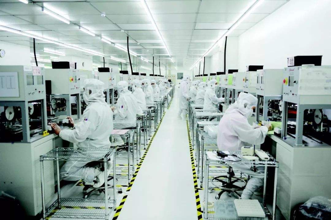 電子凈化車(chē)間 電子凈化車(chē)間