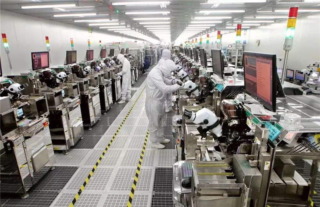 千級(jí)PCB凈化車(chē)間裝修 千級(jí)PCB凈化車(chē)間裝修