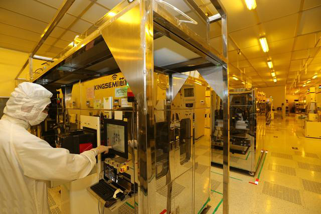 百級(jí)電子無(wú)塵車(chē)間 百級(jí)電子無(wú)塵車(chē)間